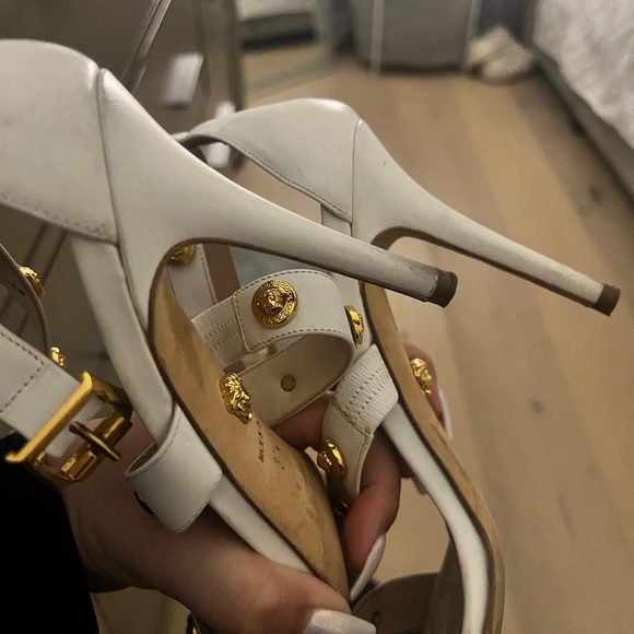 Authentic Versace - Picture 3 of 3